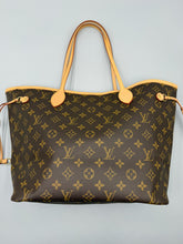 Load image into Gallery viewer, Louis Vuitton Neverfull MM monogram
