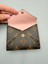 Load image into Gallery viewer, Louis Vuitton Celeste wallet monogram with rose ballerine