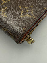 Load image into Gallery viewer, Louis Vuitton snap wallet