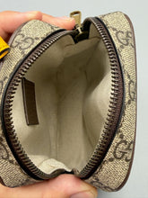 Load image into Gallery viewer, Gucci Ophidia Top Handle Amazon crossbody bag