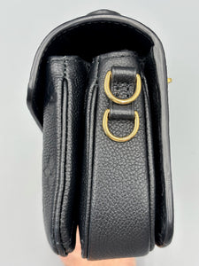 Louis Vuitton East West Pochette metis black empreinte monogram