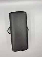 Load image into Gallery viewer, Louis Vuitton Marelle mm tote with strap