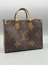 Load image into Gallery viewer, Louis Vuitton ONTHEGO MM reverse monogram
