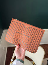 Load image into Gallery viewer, Louis Vuitton Inside Out Pochette Brown