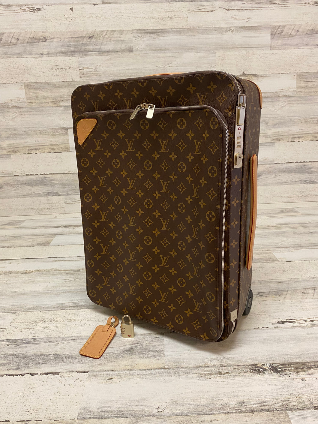 Louis Vuitton Pegase travel luggage monogram