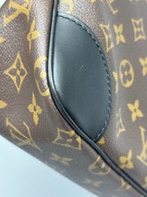 Load image into Gallery viewer, Louis Vuitton Odeon MM monogram with strap