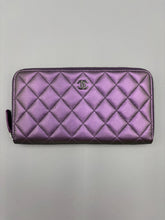 Load image into Gallery viewer, Chanel Irredescent zippy wallet purple