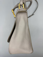 Load image into Gallery viewer, Chloe Marcie Leather Medium crossbody with strap