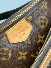 Load image into Gallery viewer, Louis Vuitton Multi Pochette khaki monogram with strap
