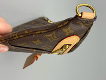 Load image into Gallery viewer, Louis Vuitton High rise bumbag with beige strap