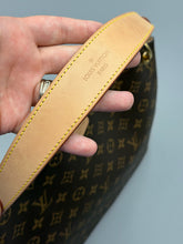 Load image into Gallery viewer, Louis Vuitton Graceful PM monogram