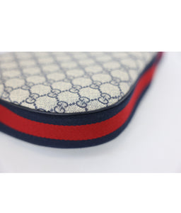 Gucci Medium Attache Shoulder bag / crossbody