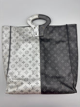 Load image into Gallery viewer, 🖤LIMITED EDITION🖤Louis Vuitton Split North South monogram tote