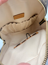 Load image into Gallery viewer, Louis Vuitton Spontini monogram crossbody bag