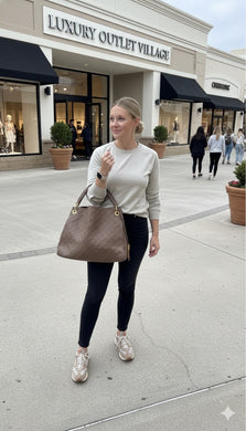 Louis Vuitton artsy MM empreinte sand with keychain