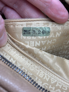 Chanel beige Whipstitch quilted shoulder tote