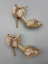 Load image into Gallery viewer, Jimmy Choo Laced Pattern heels - size 37