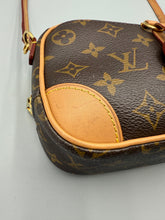 Load image into Gallery viewer, Louis Vuitton Mini Deauville monogram crossbody