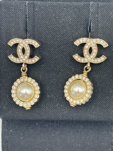 Chanel Pearl drop earrings