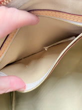 Load image into Gallery viewer, Louis Vuitton Speedy 30 azur