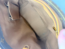 Load image into Gallery viewer, Louis Vuitton cabas piano monogram shoulder bag