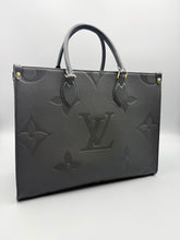 Load image into Gallery viewer, Louis Vuitton On The Go MM black empreinte tote