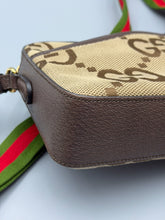 Load image into Gallery viewer, Gucci GG Jumbo Messenger