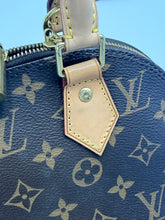 Load image into Gallery viewer, Louis Vuitton Alma BB Monogram Bandouliere with strap