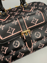 Load image into Gallery viewer, Louis Vuitton Speedy 25 Fall for You Banouliere black monogram with strap