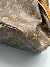 Load image into Gallery viewer, Louis Vuitton Neverfull GM monogram with pouch