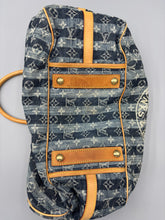 Load image into Gallery viewer, Louis Vuitton cabas denim striped tote with strap