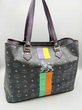 Load image into Gallery viewer, MCM Large Black Visetos Magnum collab tote with pouch