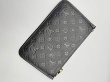 Load image into Gallery viewer, Louis Vuitton Carryall MM black monogram with pouch