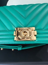 Load image into Gallery viewer, Chanel Teal Chevron old medium bag