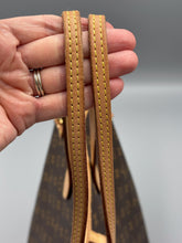 Load image into Gallery viewer, Louis Vuitton Neverfull GM monogram with pink interior