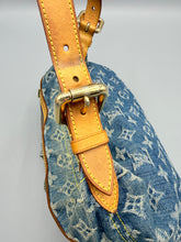 Load image into Gallery viewer, Louis Vuitton Baggy PM denim shoulder bag