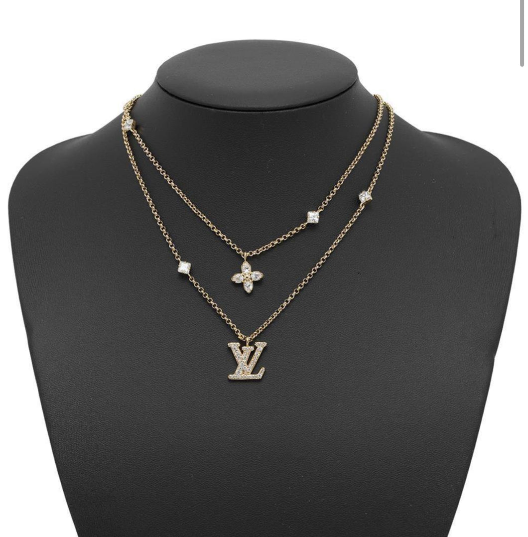 Louis Vuitton lady LV necklace