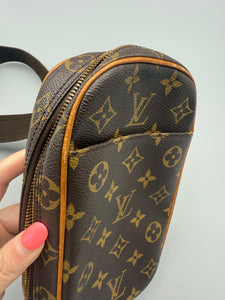 Louis Vuitton Gange sling bag Monogram