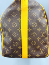 Load image into Gallery viewer, Louis Vuitton Keepall 50 Bandouliere Safran monogram with strap