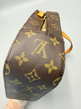 Load image into Gallery viewer, Louis Vuitton Spontini monogram crossbody bag
