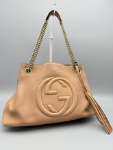 Load image into Gallery viewer, Gucci Beige Shoulder on Chain Soho bag