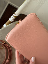 Load image into Gallery viewer, Louis Vuitton Petite Palais Bicolore with strap (discontinued color)