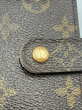 Load image into Gallery viewer, Louis Vuitton snap wallet