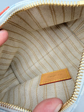 Load image into Gallery viewer, Louis Vuitton Pochette Hills Blue Courrier tote with luggage tag