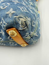 Load image into Gallery viewer, Louis Vuitton Baggy PM denim shoulder bag