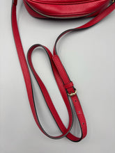 Load image into Gallery viewer, Gucci Soho Disco red crossbody bag