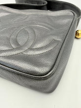 Load image into Gallery viewer, Chanel triple CC Caviar messenger bag