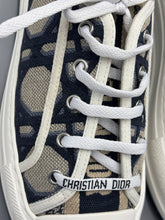 Load image into Gallery viewer, Dior Walk N Dior sneakers - size 38