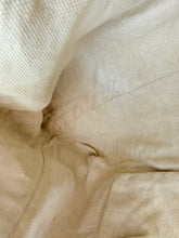 Load image into Gallery viewer, Gucci Beige Shoulder on Chain Soho bag