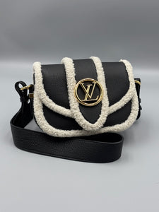 Louis Vuitton shearling pont neuf crossbody